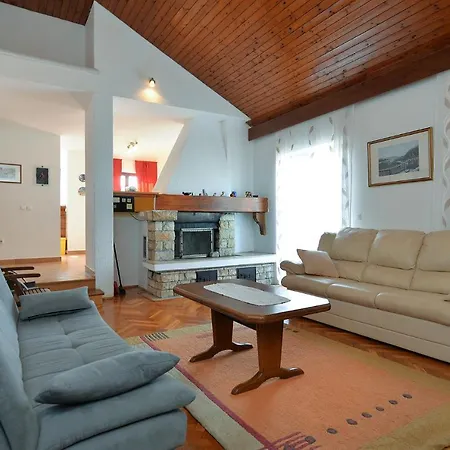 Apartman Boris 2058 *