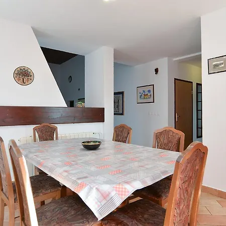 Apartman Boris 2058 *
